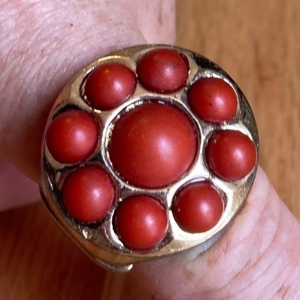 Gold and red adjustable ring
